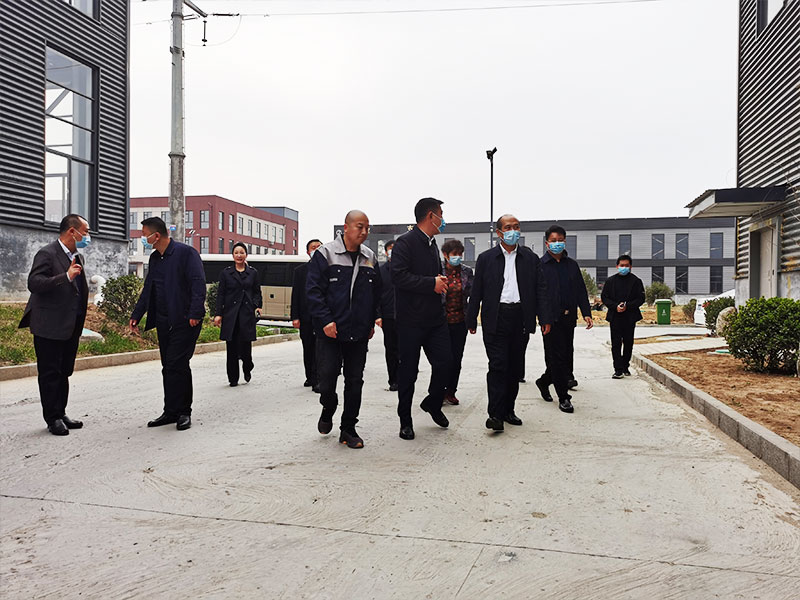 泰安市委常委、副市長、新能源產(chǎn)業(yè)鏈鏈長常緒擴(kuò)調(diào)研山東旭德新能源科技有限公司